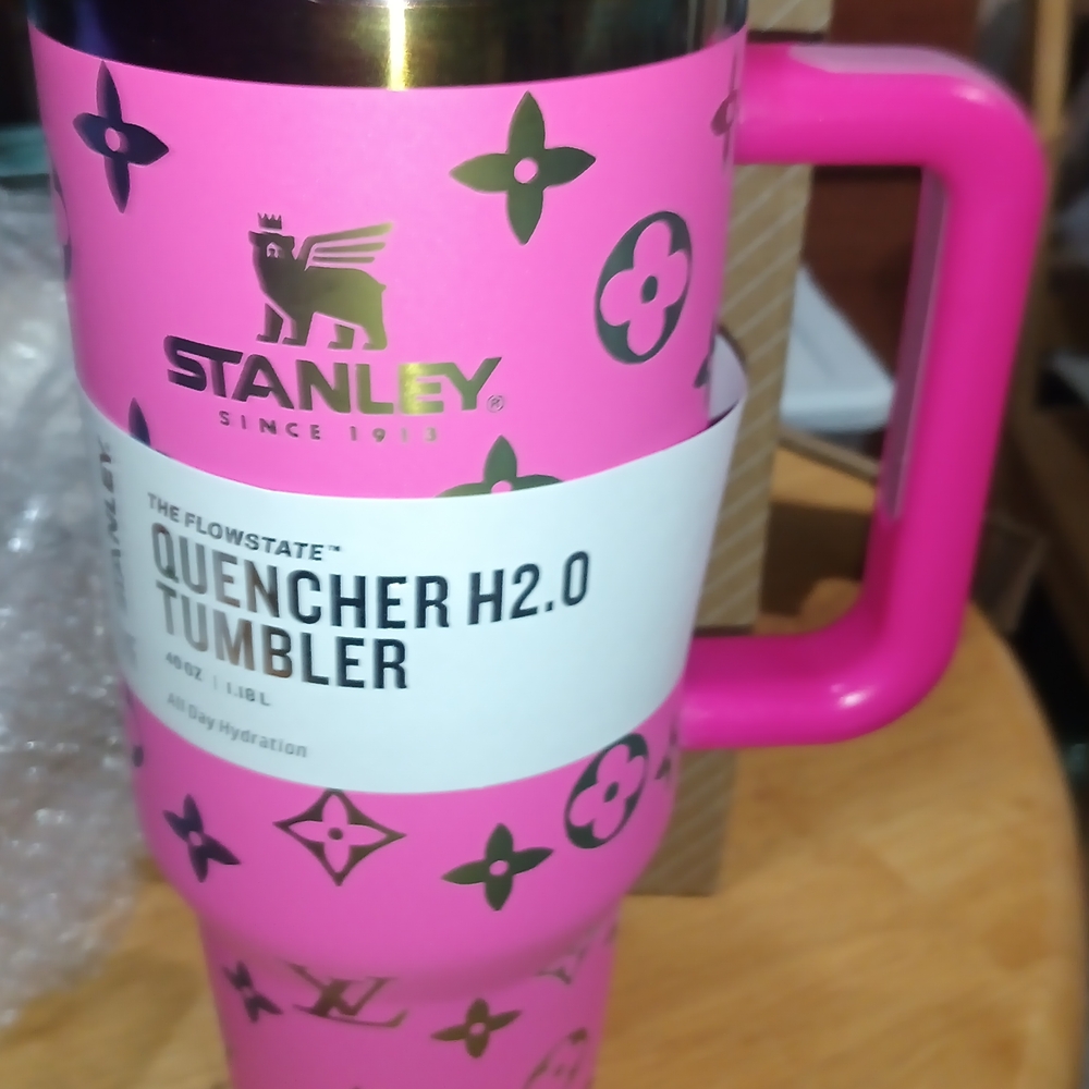 Stanley Pink Patterned LV H2.0 40 Oz Tumbler